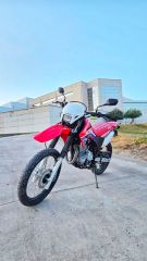 VENDO / PERMUTO / FINANCIO HONDA TORNADO 250cc 2021