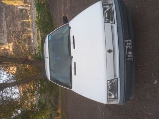 Vendo renault 9