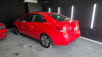 Kia Cerato 1.6 cadero caja de 6ta manual