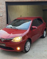 Toyota Etios XLS 5P 2.015