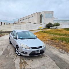 VENDO / PERMUTO / FINANCIO FORD FOCUS 2010