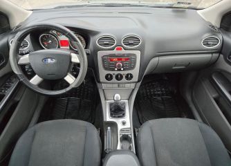 VENDO / PERMUTO / FINANCIO FORD FOCUS 2010