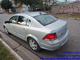 Vectra 2.0 8 valvulas titular.