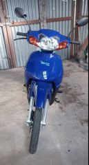 Permuto moto y bici por auto naftero en buen estado
