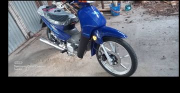 Permuto moto y bici por auto naftero en buen estado