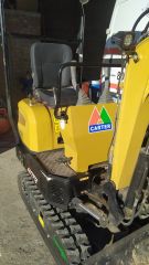 EXCAVADORA ORUGAS MINI. SUPER PRECIO Y OPORTUNIDAD. YA !!