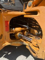 RETROEXCAVADORA CASE 580L 2012 IMPECABLE
