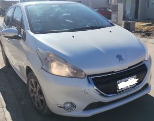 Peugeot 208 Allure Nav.  Mod. 2014