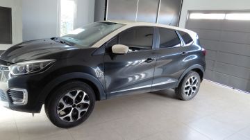 Renault Captur Intense 2.0