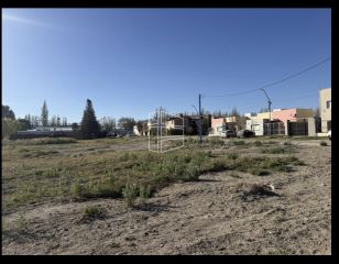 Se vende terreno en el trebol