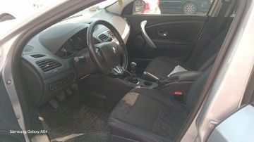 Renault Fluence 2.0 2014 - TITULAR VENDE
