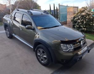 Vendo Duster Oroch Outsider Plus 2.0