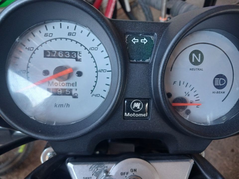Vendo motomel S2 año 2023 ( Base) exelente estado única dueña