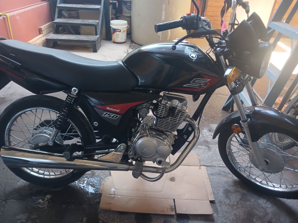 Vendo motomel S2 año 2023 ( Base) exelente estado única dueña