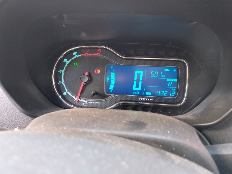 vendo Chevrolet spin activ 1.8 , 5 asientos , AA, mylink, 46 mil kms, única mano