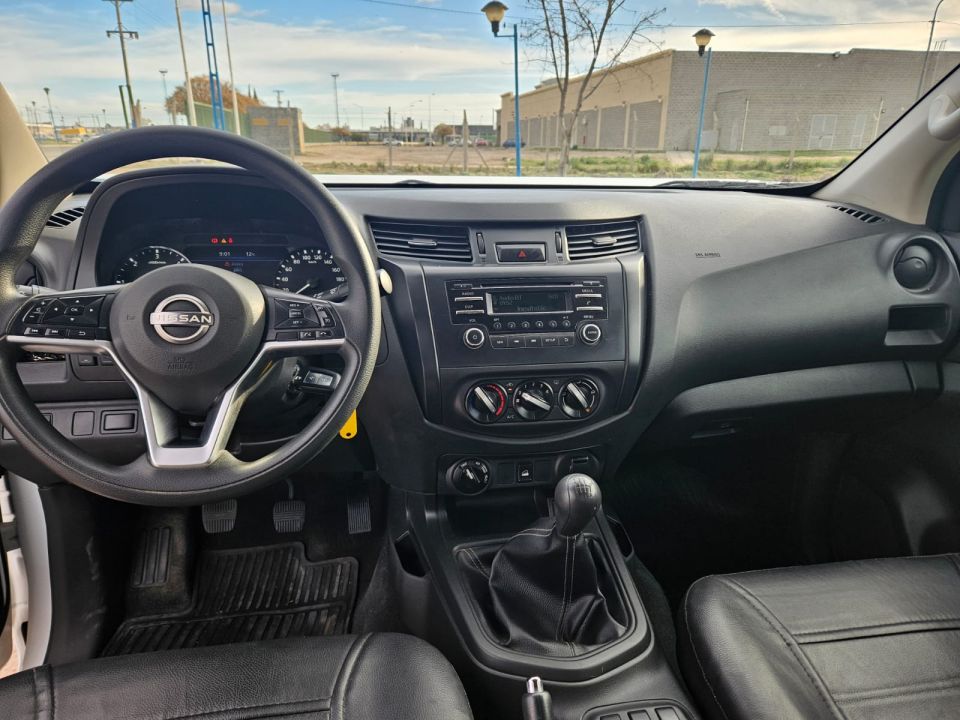 Nissan Frontier  2.3  Cd 4X4 MT  VENDO/PERMUTO MENOR VALOR