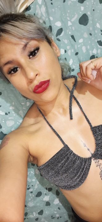 Nahila tu rubia amor