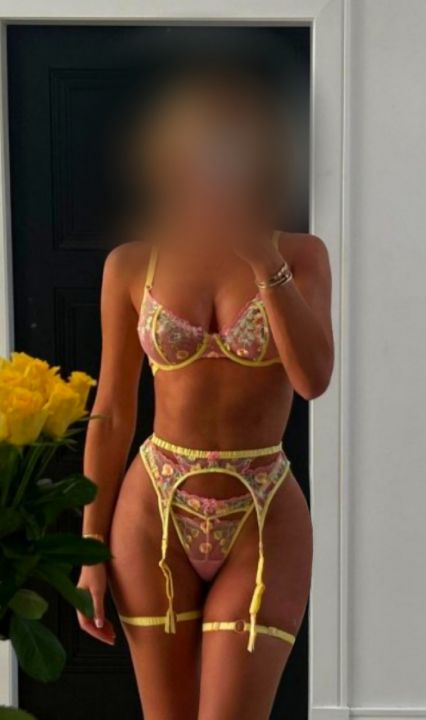 Hoy sabado de 19 a 00hrs disponible