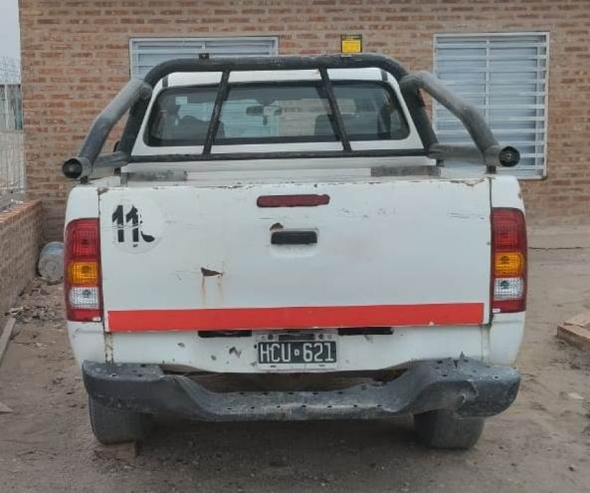 TOYOTA HILUX 2.5 DOBLE CABINA