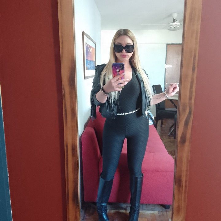 Ya disponible Domingo mañanaero Agustina;