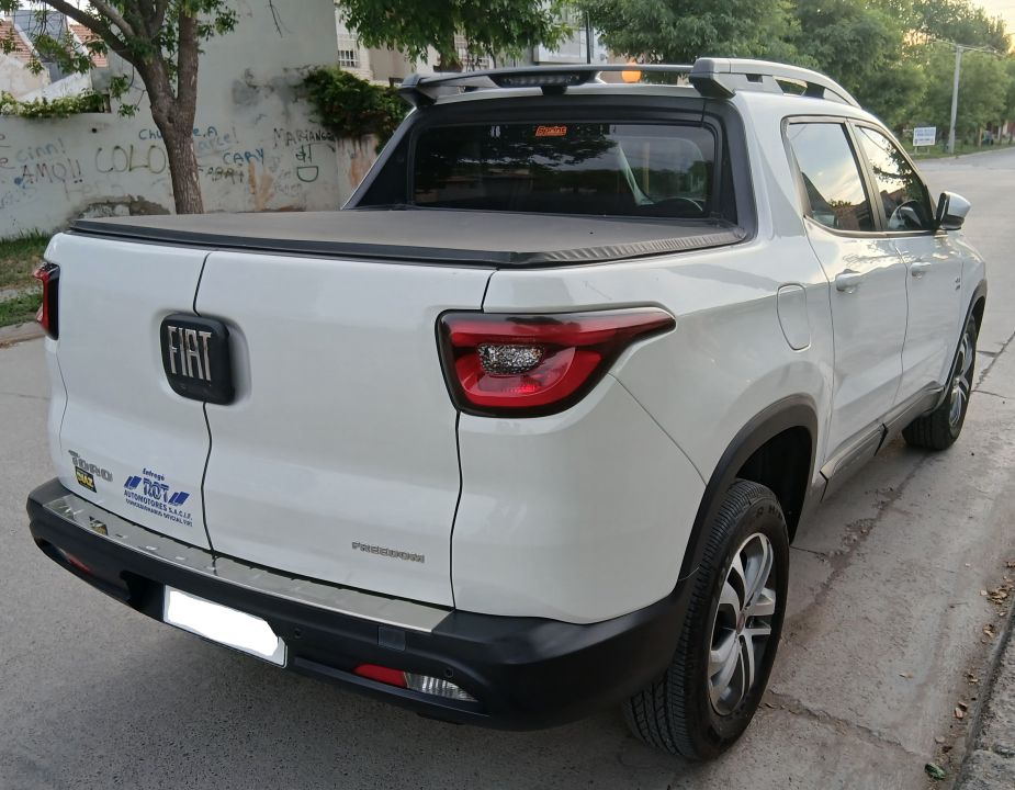 Fiat Toro Freedom 4x4 2018 - Única Mano - 68.000 kms