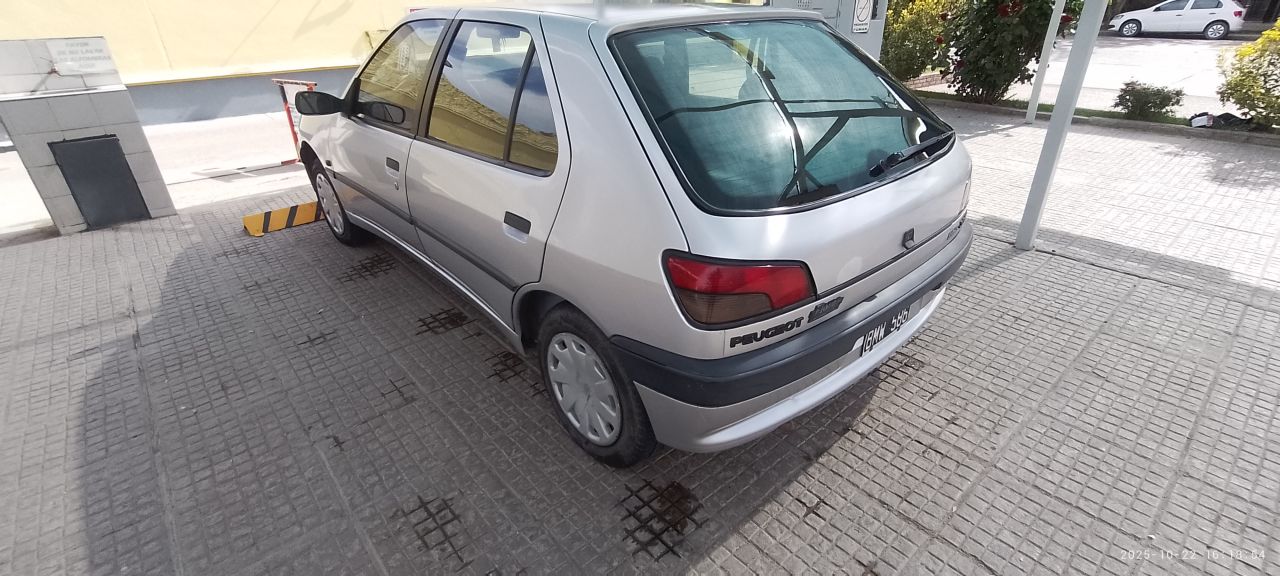 Peugeot 306 XR 1.8 N