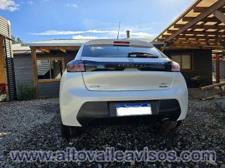 Vendo Peugeot 208 Allure 1.6 MT 2021 impecable 27000km