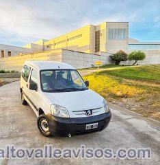VENDO / PERMUTO / FINANCIO PEUGEOT PARTNER 2012 .