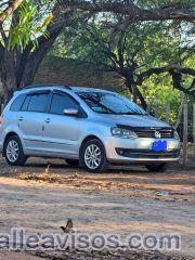 Auto volkswagen Suran
