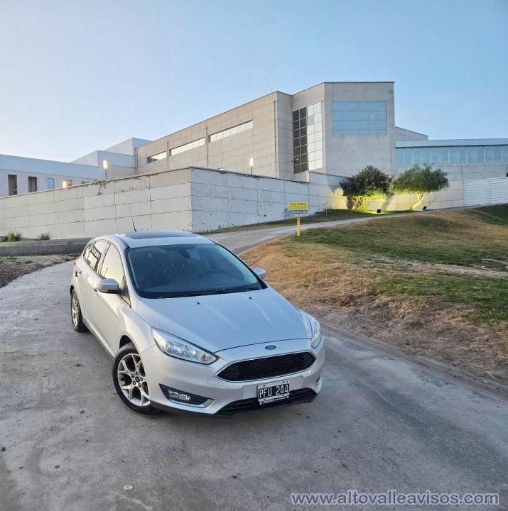 VENDO / PERMUTO / FINANCIO FORD FOCUS 2015