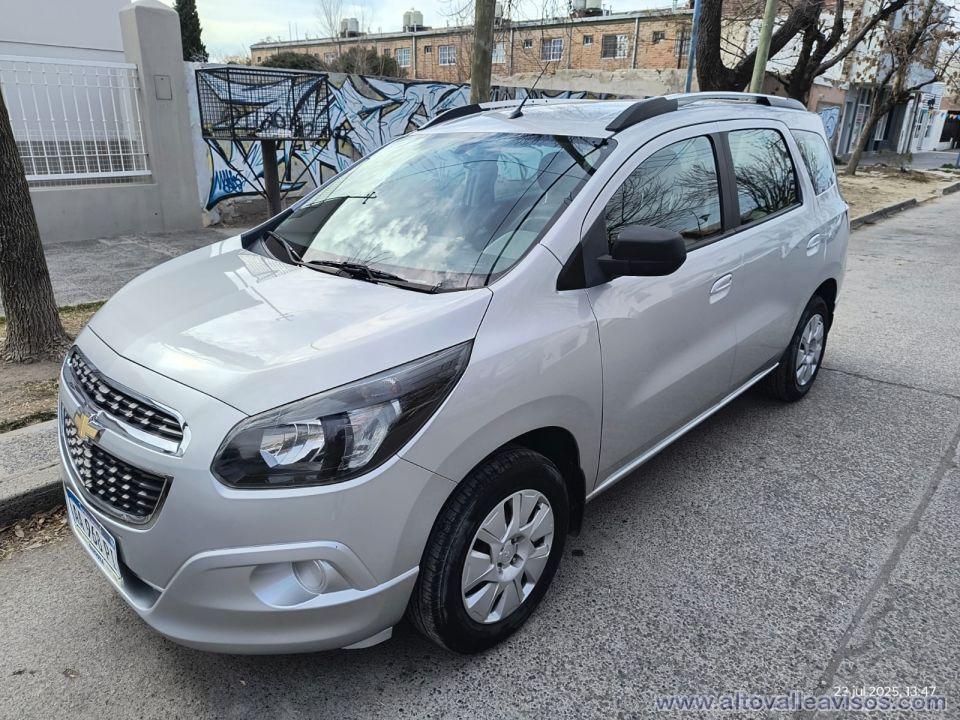 Vendo Chevrolet Spin 2017 LT unico dueño