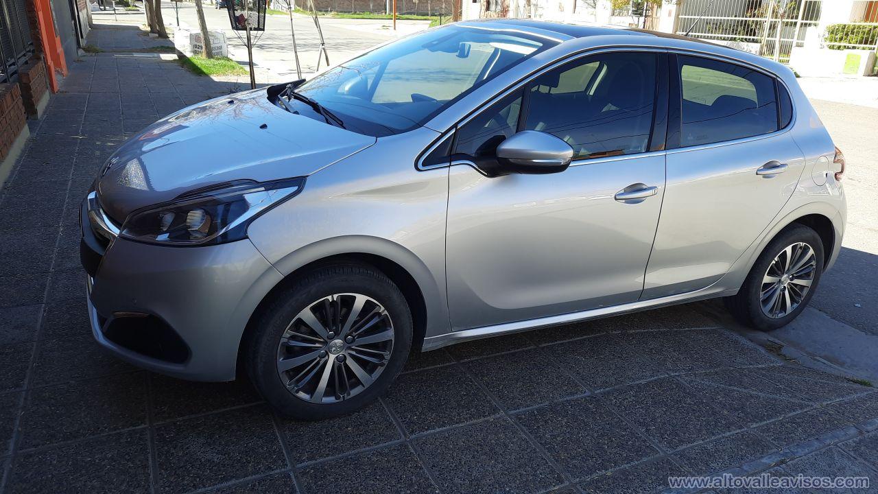 VENDO PEUGEOT 208 FELINE 2018!!!. FULL
