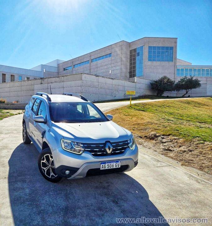 VENDO / PERMUTO / FINANCIO RENAULT DUSTER 4x4 2024