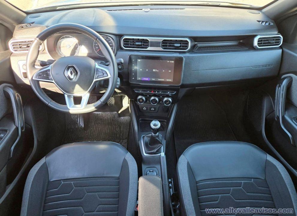 VENDO / PERMUTO / FINANCIO RENAULT DUSTER 4x4 2024