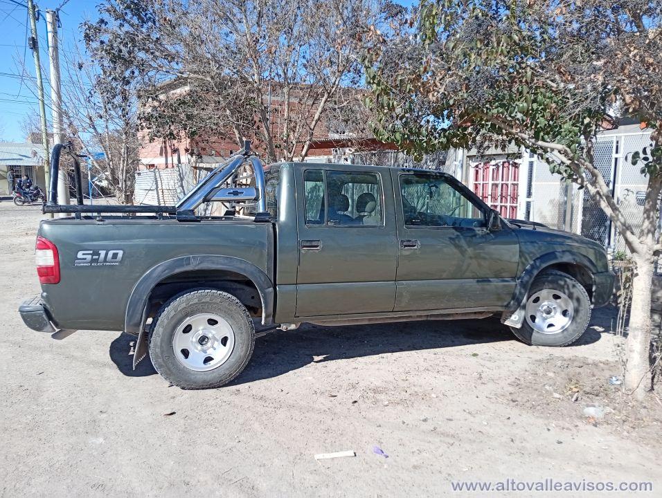 Vendo o permuto S10 año 2010 4x2