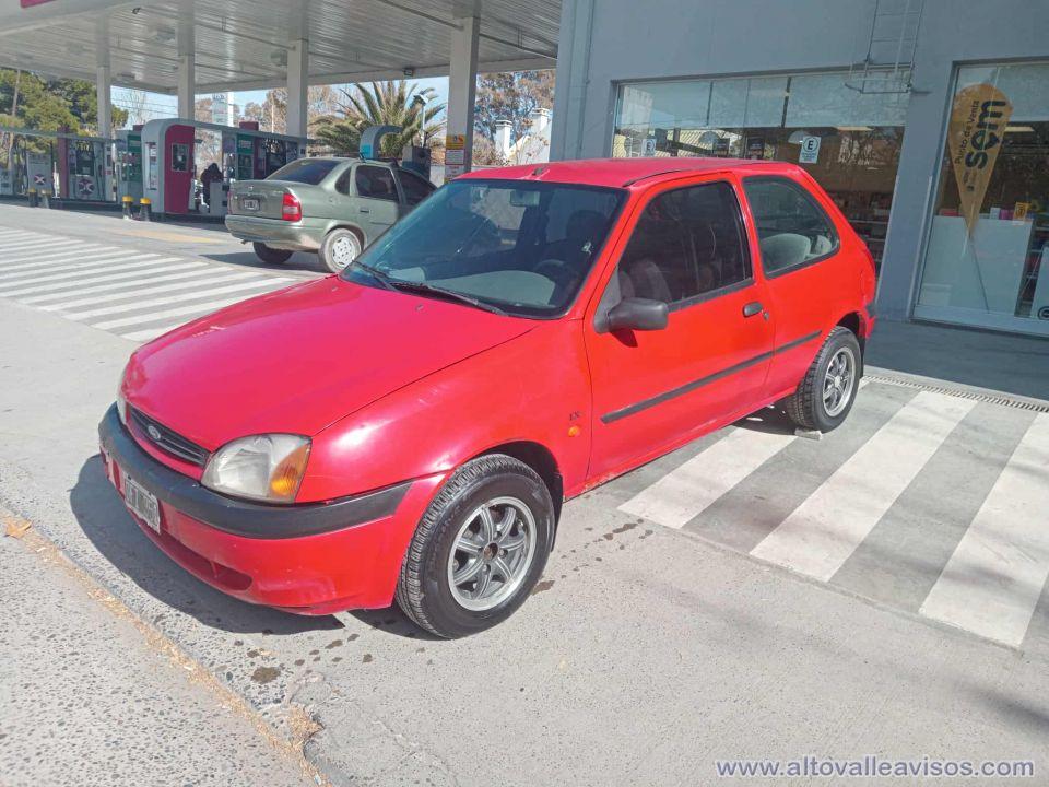 Vendo Fiesta LX Mod 2000 Nafta 1.6 Zetec rocam cadenero al dia sin deuda Transferencia Incluida
