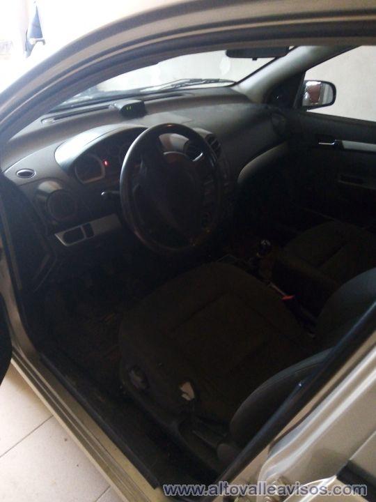 VENDO CHEVROLET AVEO 2012