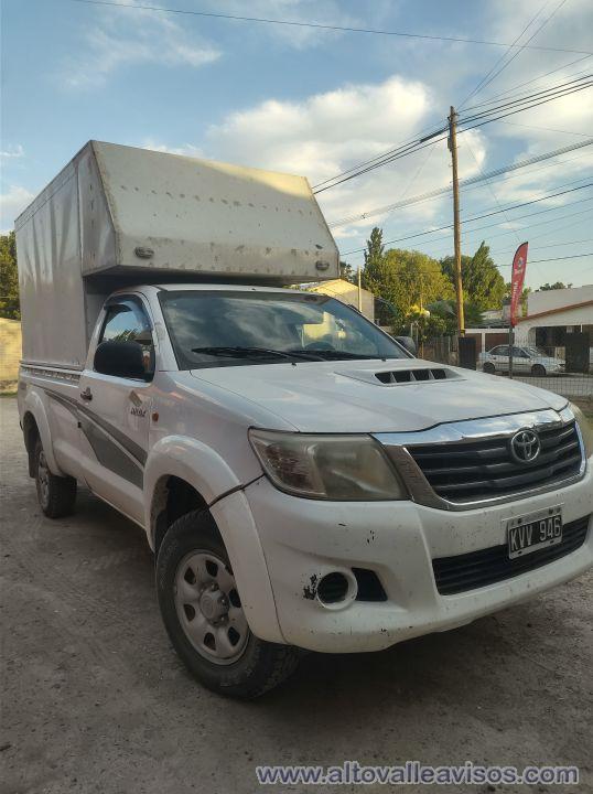 Toyota Hilux 4x4 cabina simple