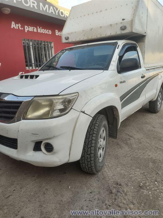 Toyota Hilux 4x4 cabina simple