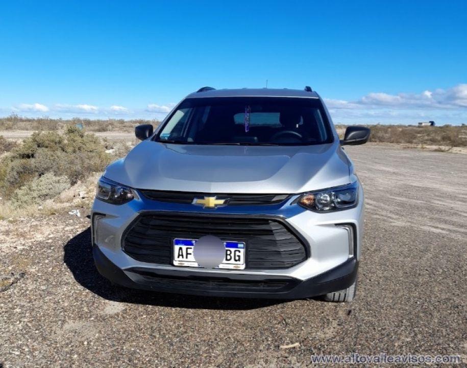 VENDO Tracker 2023 - LT AT 1.2 turbo. Autom&aacute;tica, 35km. Impecable 