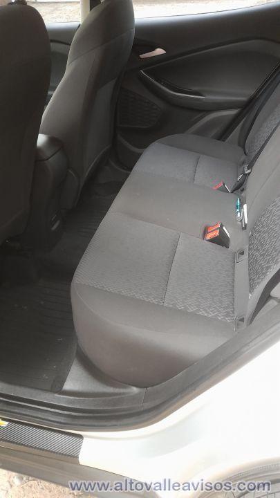 VENDO Tracker 2023 - LT AT 1.2 turbo. Autom&aacute;tica, 35km. Impecable 