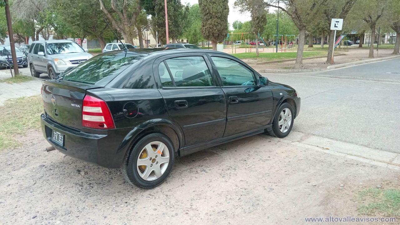 Vendo Permuto Chevrolet Astra GL Nafta 2.0 Modelo 2009
