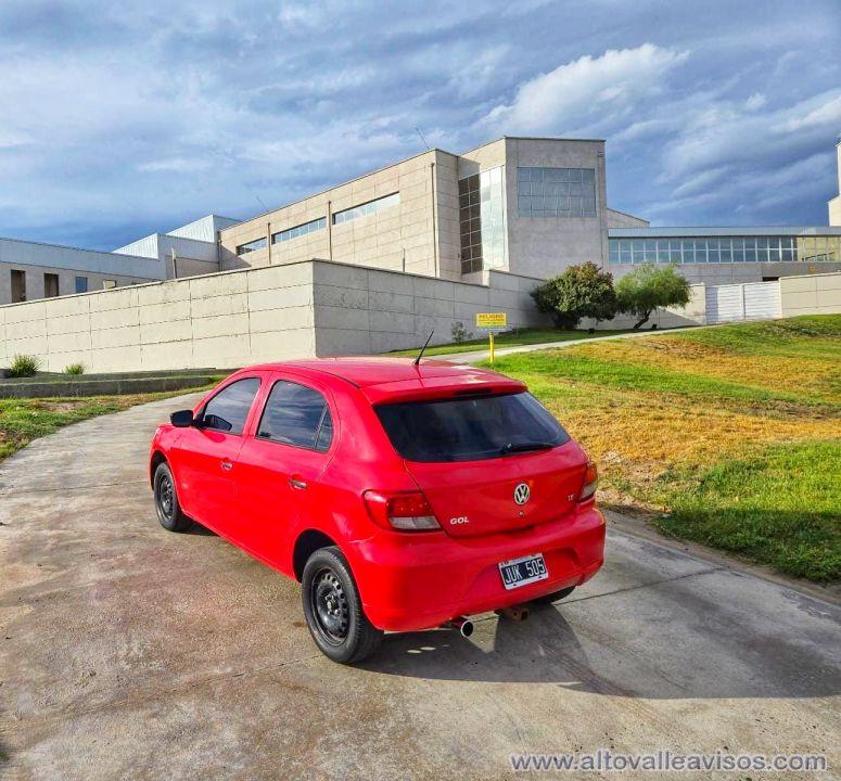 VENDO / PERMUTO / FINANCIO VOLKSWAGEN GOL TREND 2011