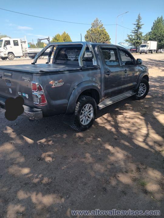 VENDO TOYOTA HILUX