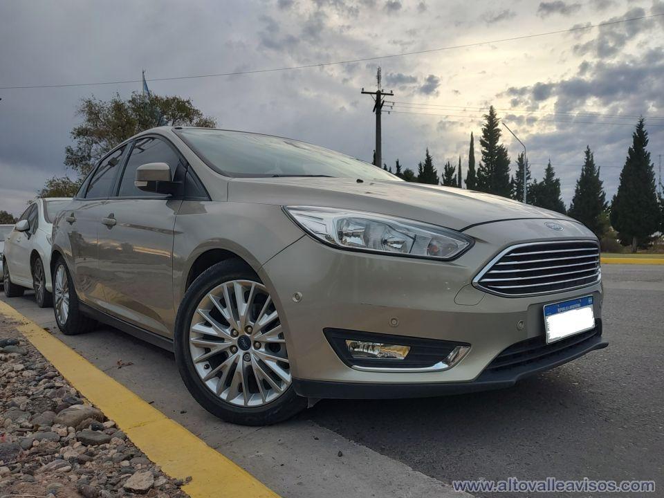 Vendo Ford Focus SE Plus 2.0 Mt 2018 --78000 kms--