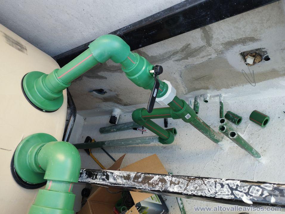 Se realiza trabajos de agua,gas y electricidad domiciliaria