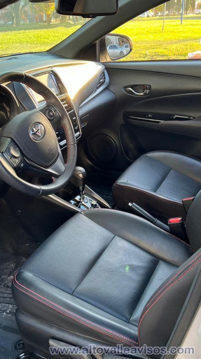 VENDO TOYOTA YARIS S.  a&ntilde;o 2024. IMPECABLE.