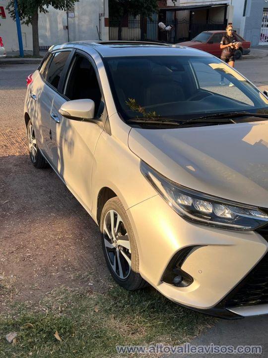 VENDO TOYOTA YARIS S.  a&ntilde;o 2024. IMPECABLE.